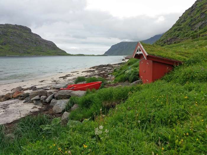 Des îles au-delà du cercle polaire, photo de Madame B., juin 2019