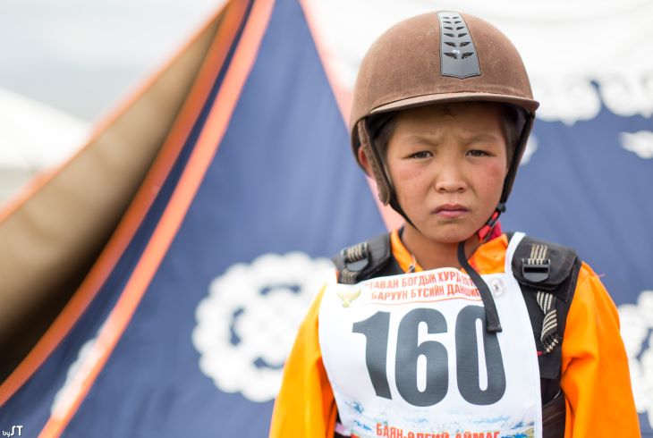 Erka, 11 ans,_jockey, Bayan Ulgii, Altaï, Mongolie