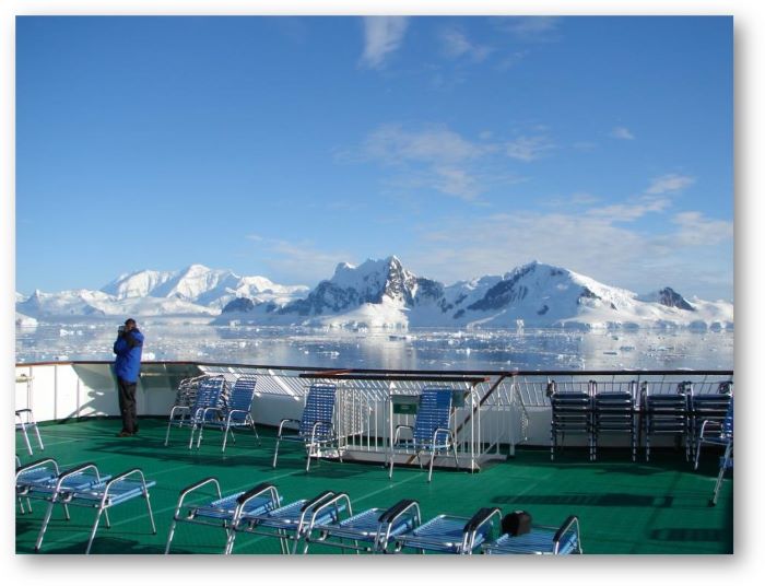 Baie du Paradis, sur le pont. Photo : Maya A.