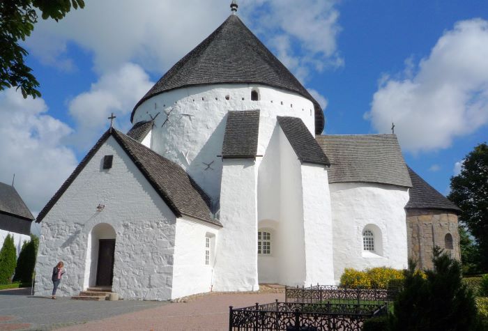 L'église ronde d'Østerlars par Per Trangbæk / Wikipedia