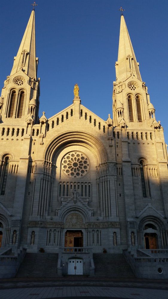 Basilique Sainte-Anne-de-Beaupré, Québec, Canada - Nord Espaces